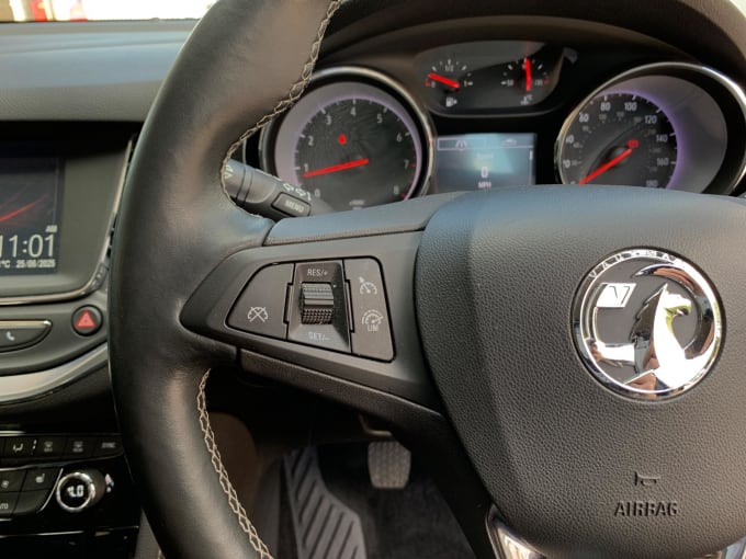 2025 Vauxhall Astra