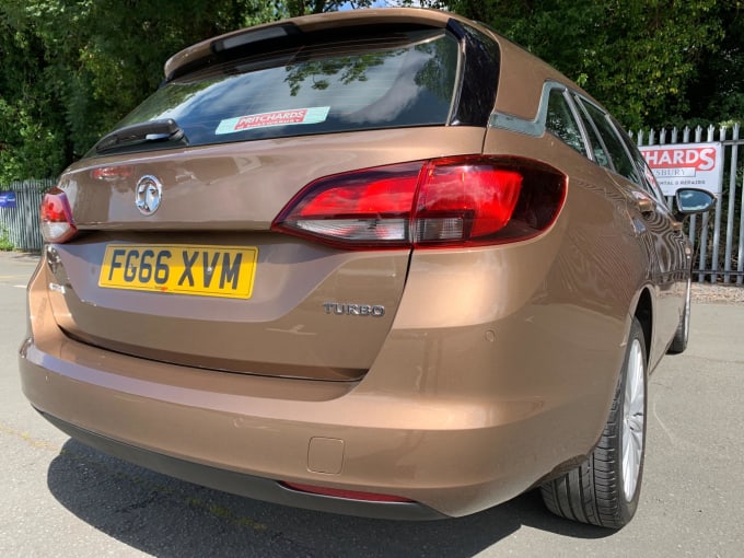 2025 Vauxhall Astra