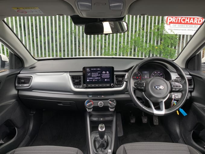 2025 Kia Stonic