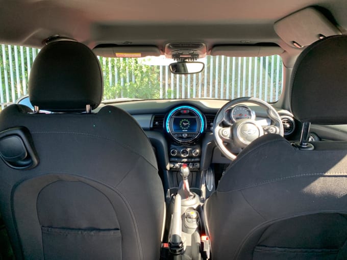 2025 Mini Hatch