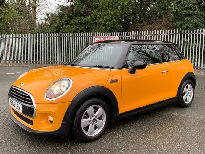 2024 Mini Hatch