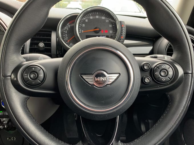 2025 Mini Hatch
