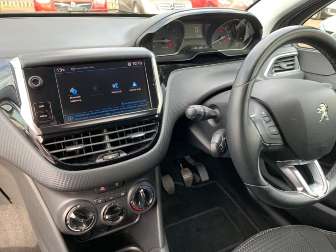 2025 Peugeot 208