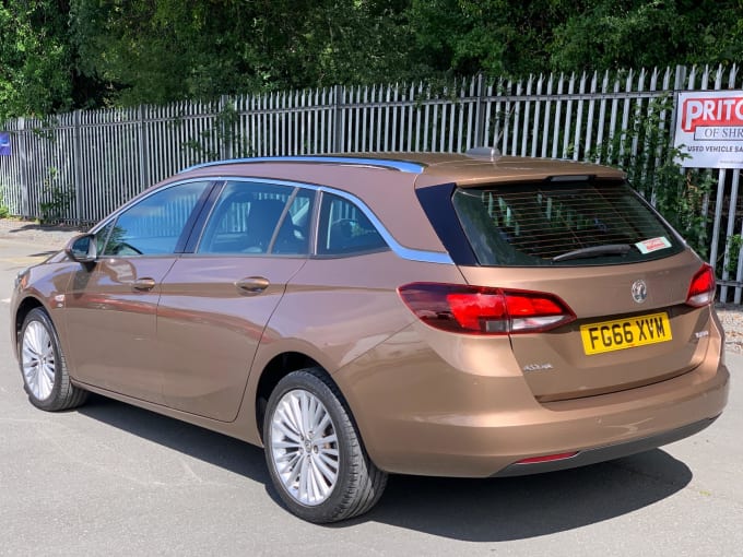 2025 Vauxhall Astra
