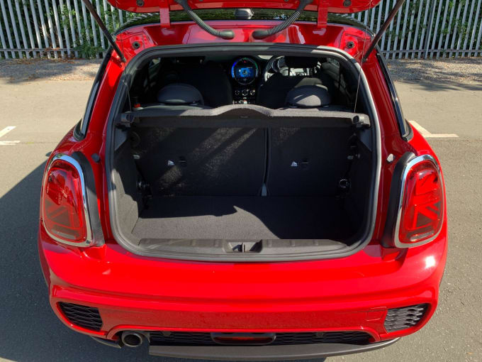 2025 Mini Hatch