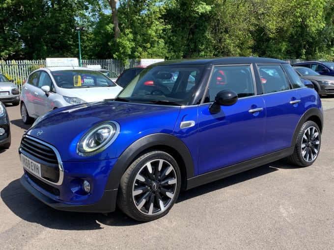 2025 Mini Hatch