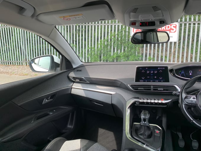 2025 Peugeot 3008