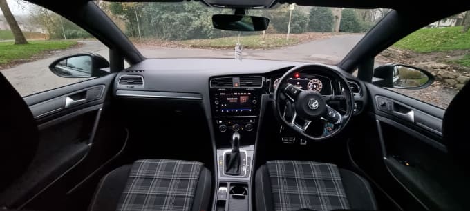 2018 Volkswagen Golf