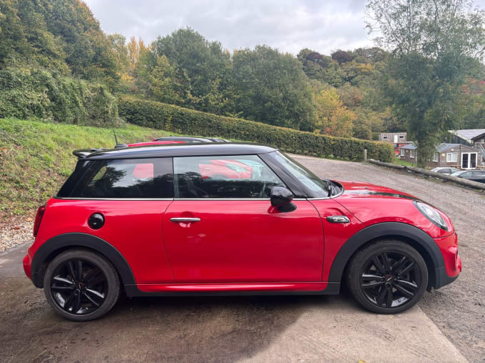 2018 Mini Hatch