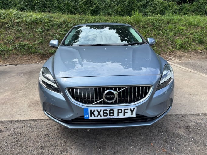 2018 Volvo V40