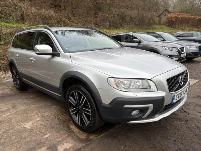 2025 Volvo Xc70