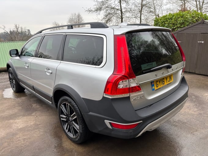 2025 Volvo Xc70