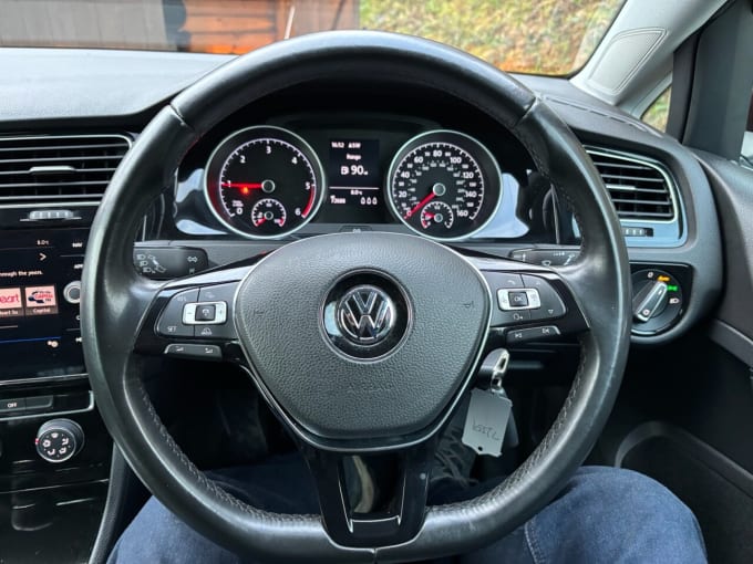 2025 Volkswagen Golf