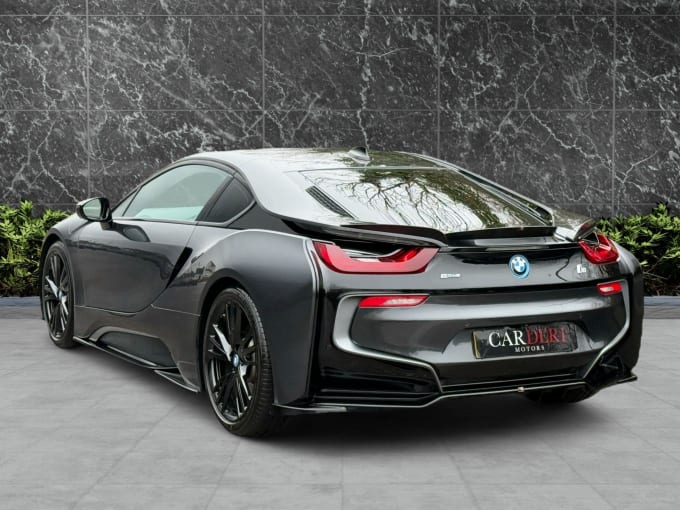 2025 BMW I8