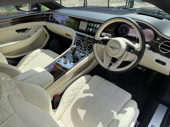 2025 Bentley Continental