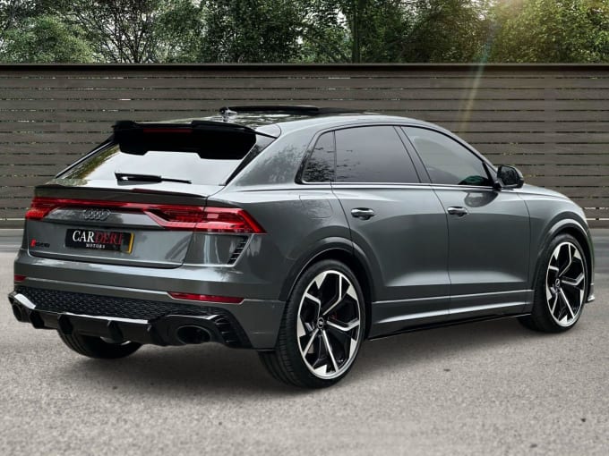 2025 Audi Rs Q8