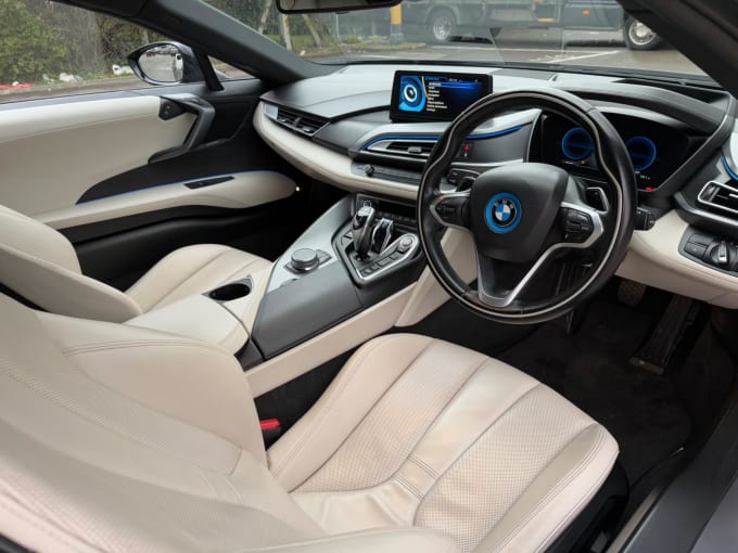 2025 BMW I8