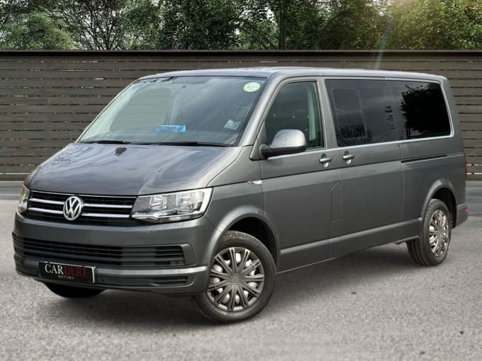 2025 Volkswagen Transporter Shuttle