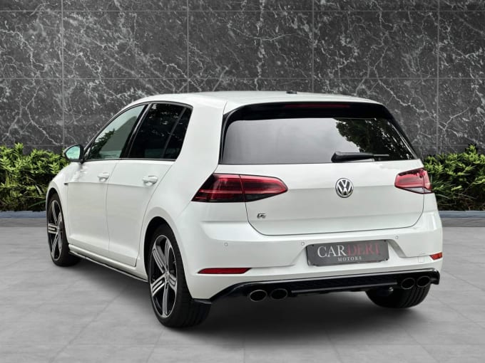 2024 Volkswagen Golf