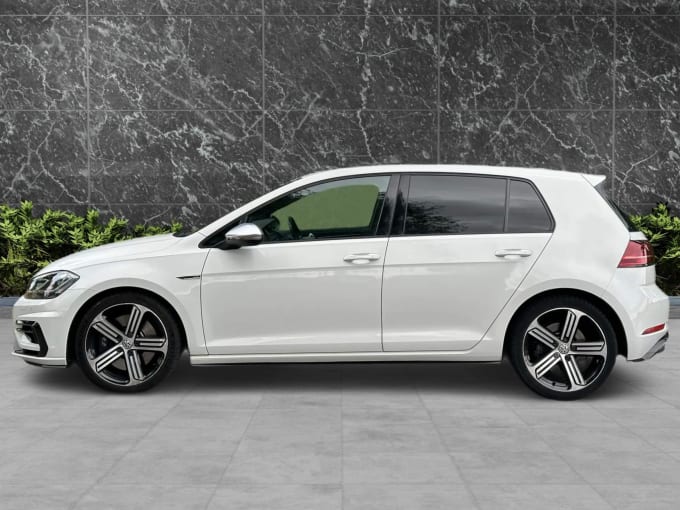 2024 Volkswagen Golf