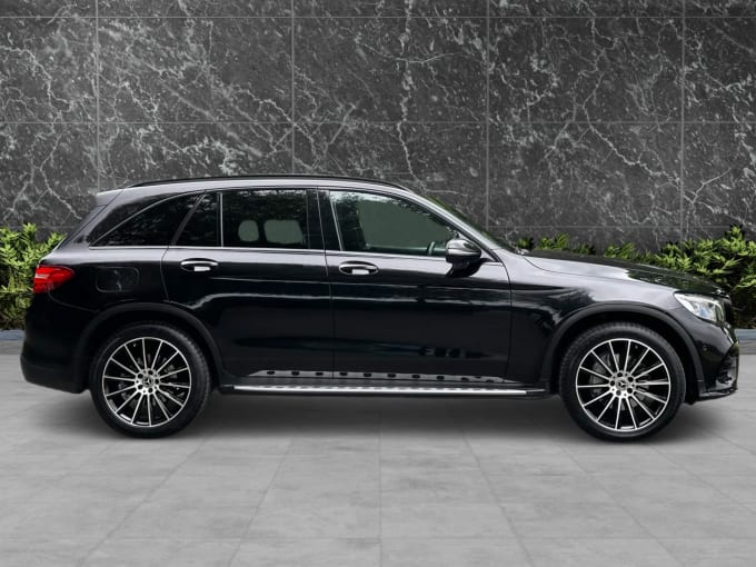 2024 Mercedes-benz Glc