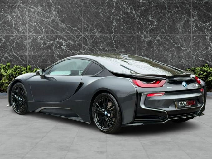 2025 BMW I8