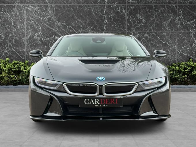 2025 BMW I8