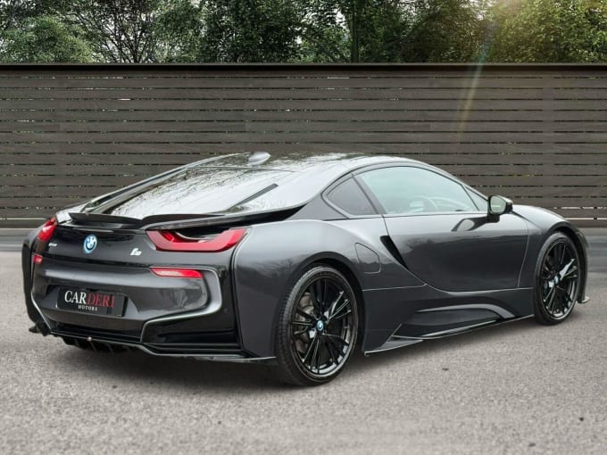 2025 BMW I8