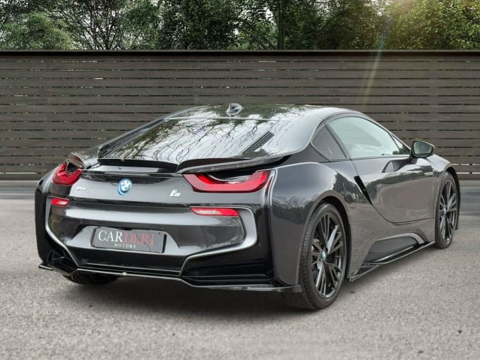 2025 BMW I8