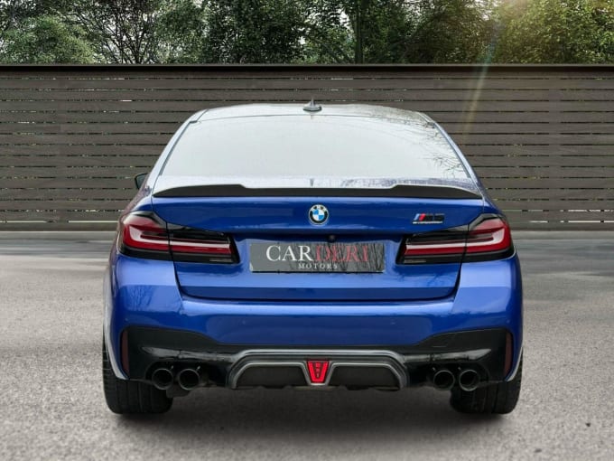 2025 BMW M5