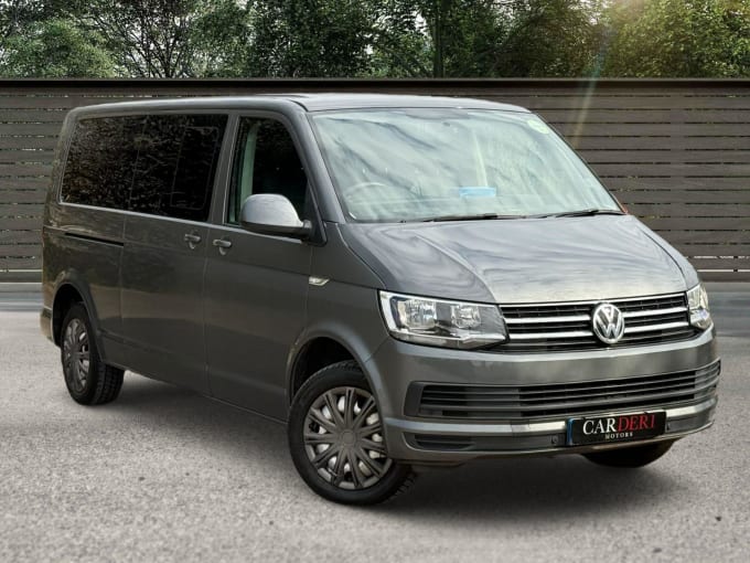 2025 Volkswagen Transporter Shuttle