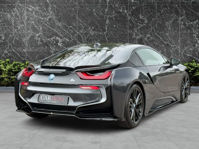 2025 BMW I8