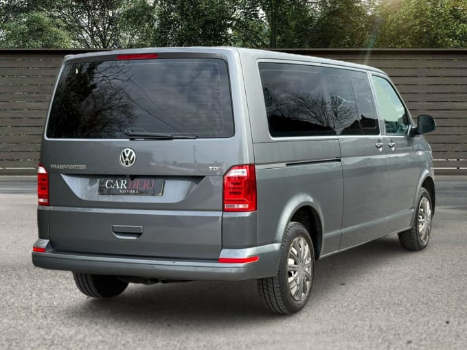 2025 Volkswagen Transporter Shuttle