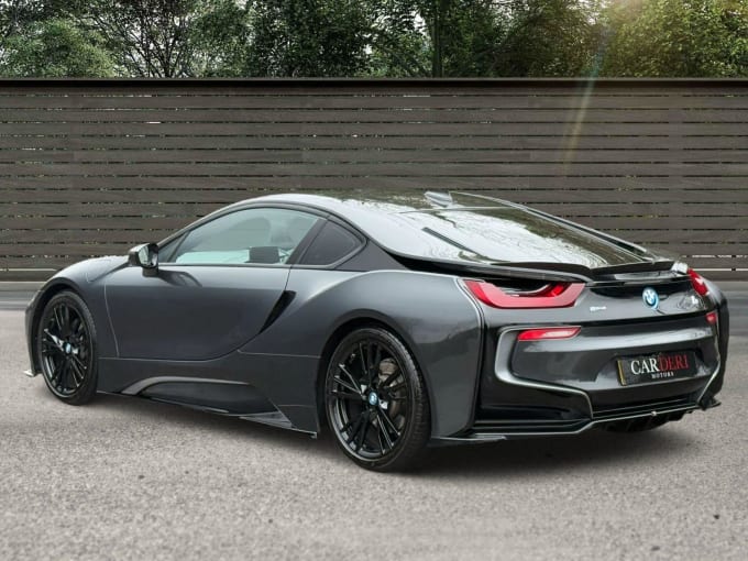 2025 BMW I8