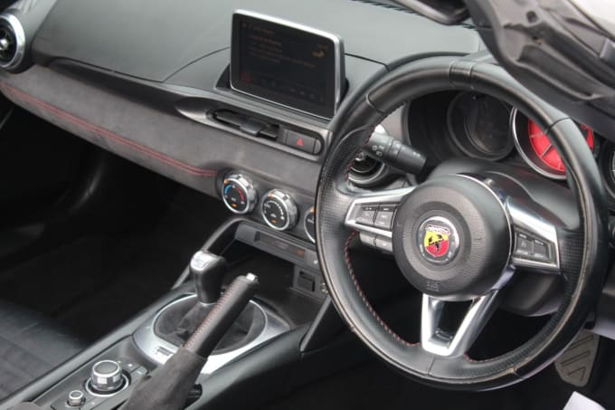 2025 Abarth 124 Spider