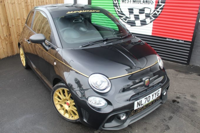 2025 Abarth 595