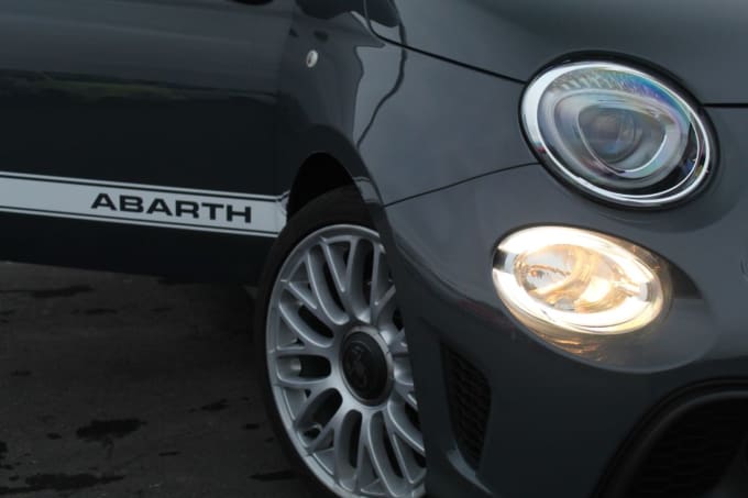 2025 Abarth 595c