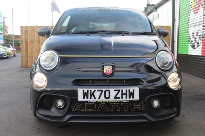 2025 Abarth 595