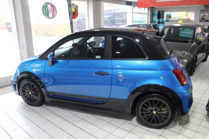 2025 Abarth 695