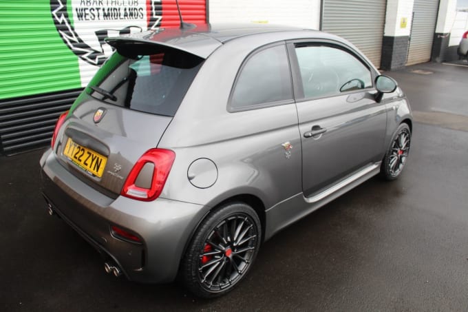 2025 Abarth 595