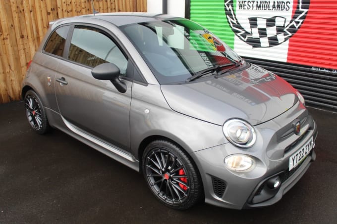 2025 Abarth 595