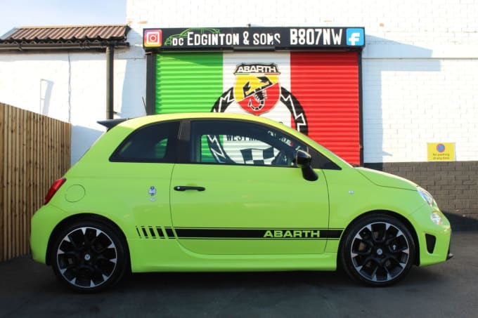 2025 Abarth 595