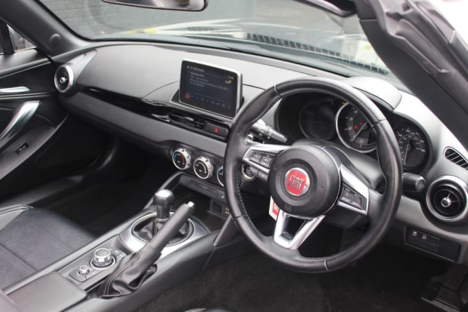 2025 Fiat 124 Spider