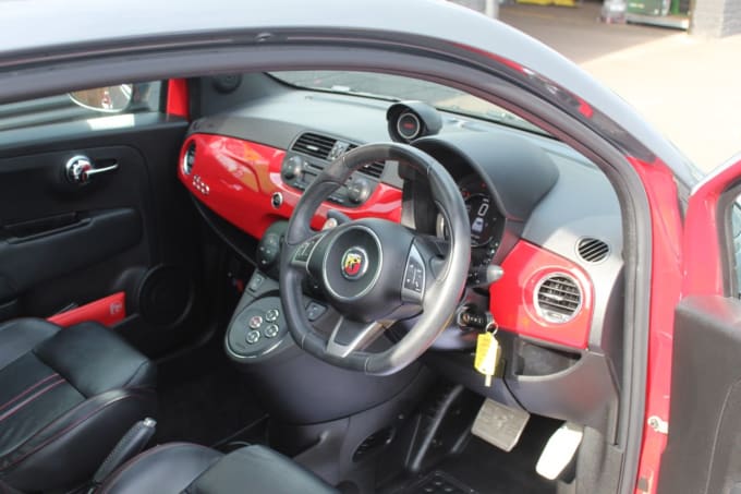 2025 Abarth 595