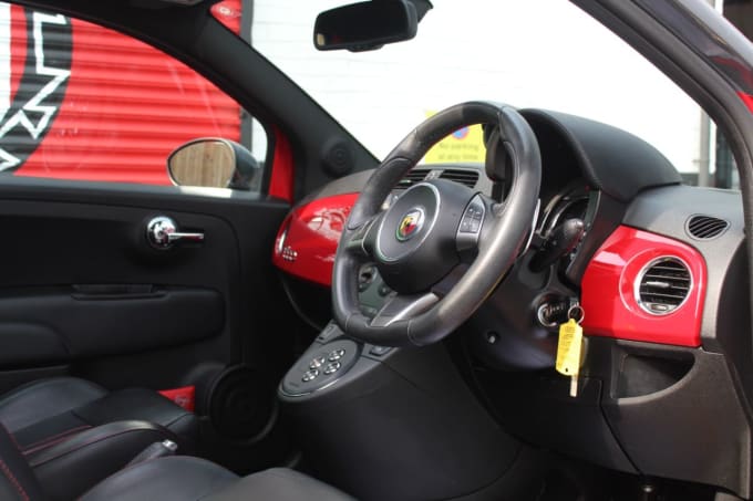 2025 Abarth 595