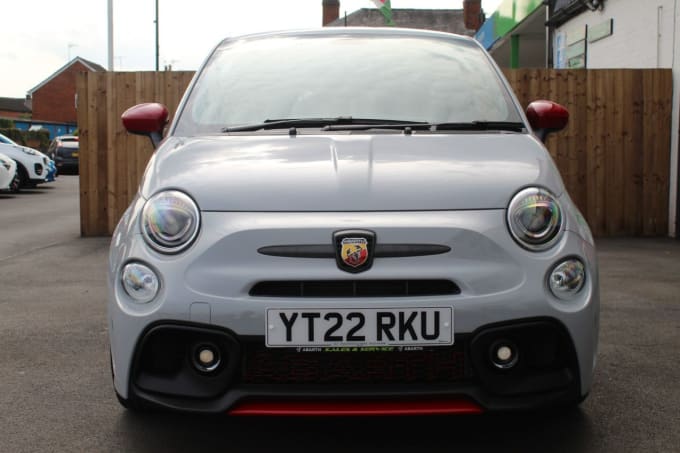 2025 Abarth 595