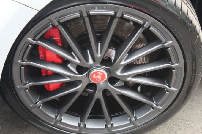 2025 Abarth 595