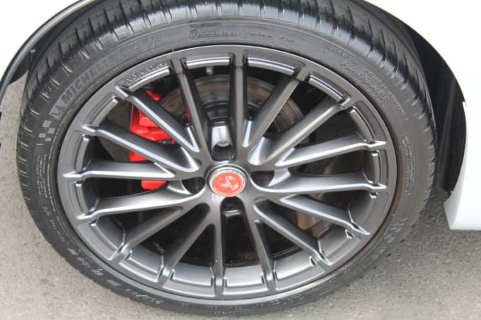 2025 Abarth 595