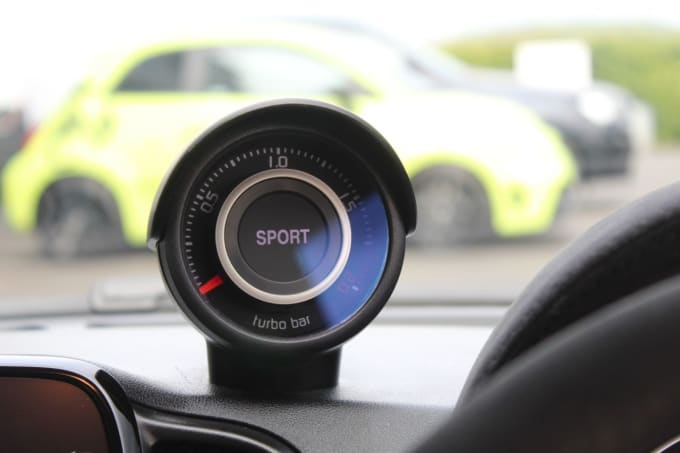 2025 Abarth 595
