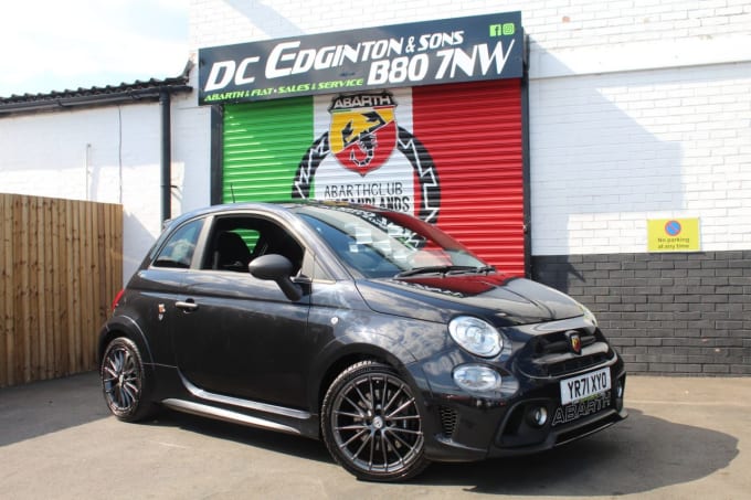 2025 Abarth 595